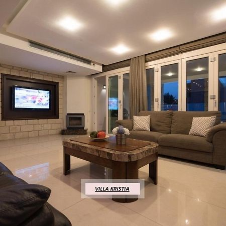 Villa Kristia Paphos Eksteriør bilde